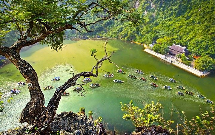 5 días | De las antiguas capitales a la bahía de Ha Long